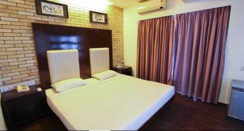 Fabhotel Savoy Suites Mumbai Airport Экстерьер фото