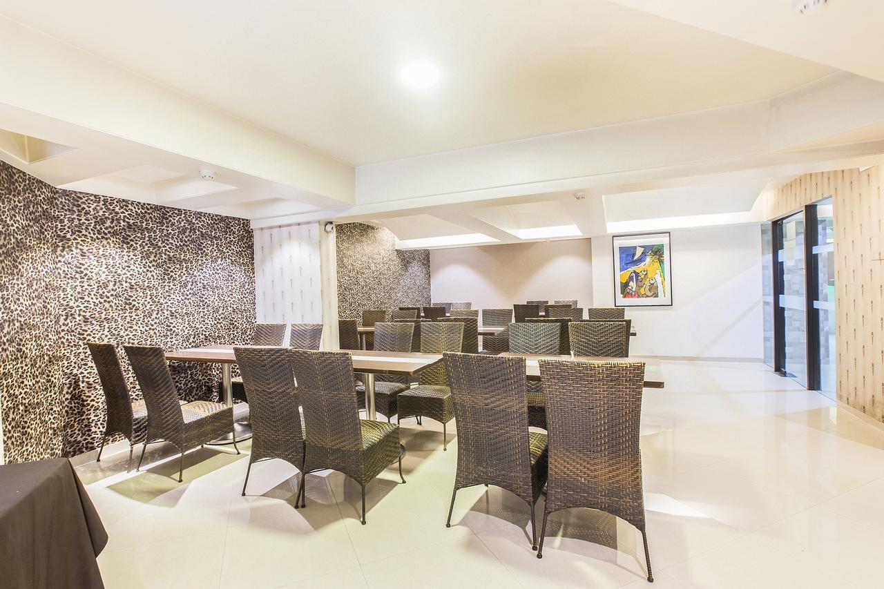 Fabhotel Savoy Suites Mumbai Airport Экстерьер фото
